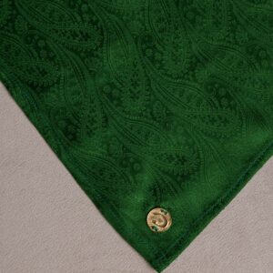 Emerald Almond Motif